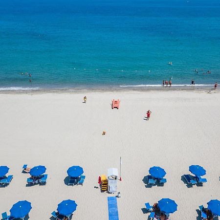 Le Dune Beach Club Messina Eksteriør bilde