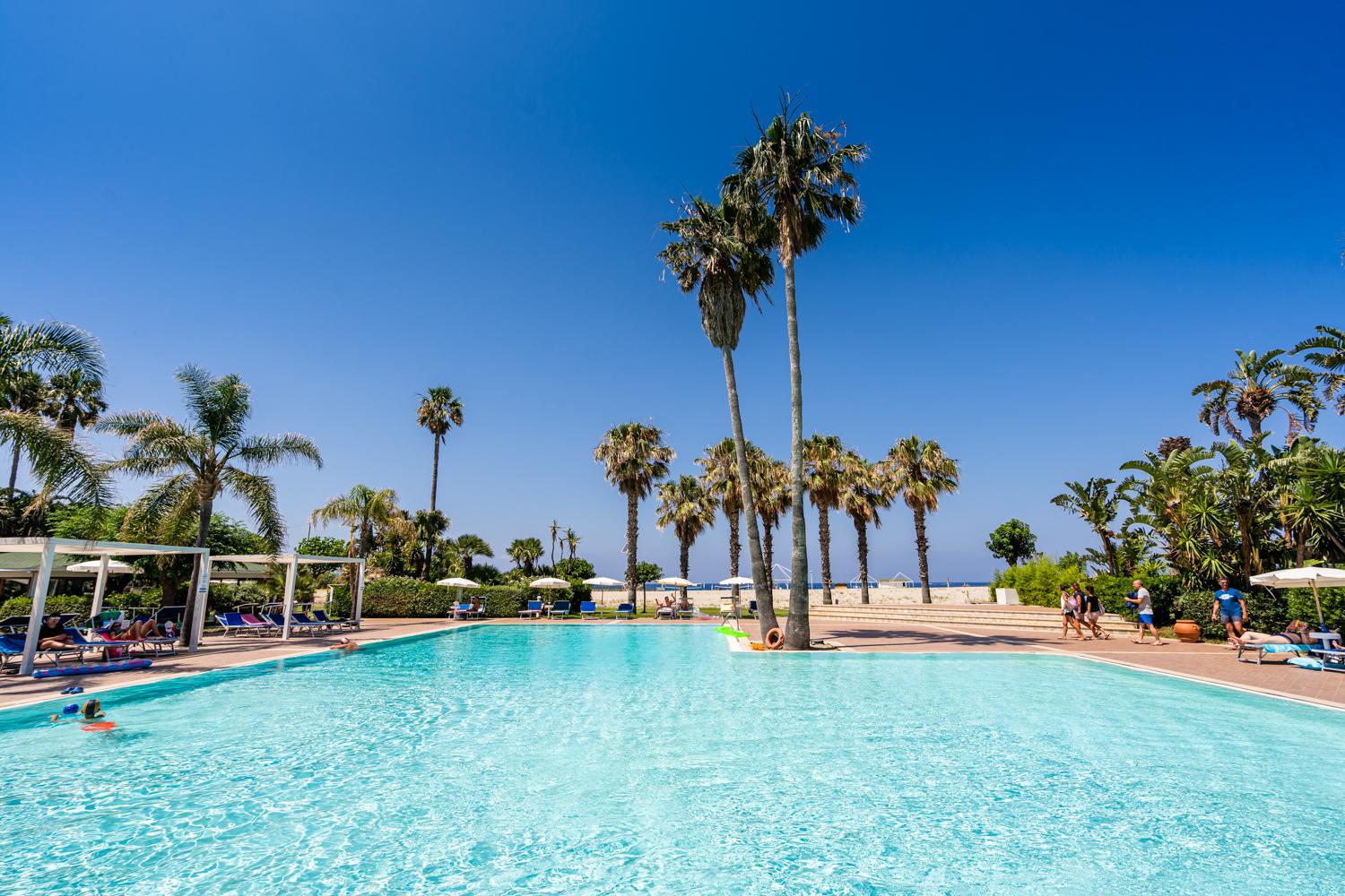 Le Dune Beach Club Messina Eksteriør bilde