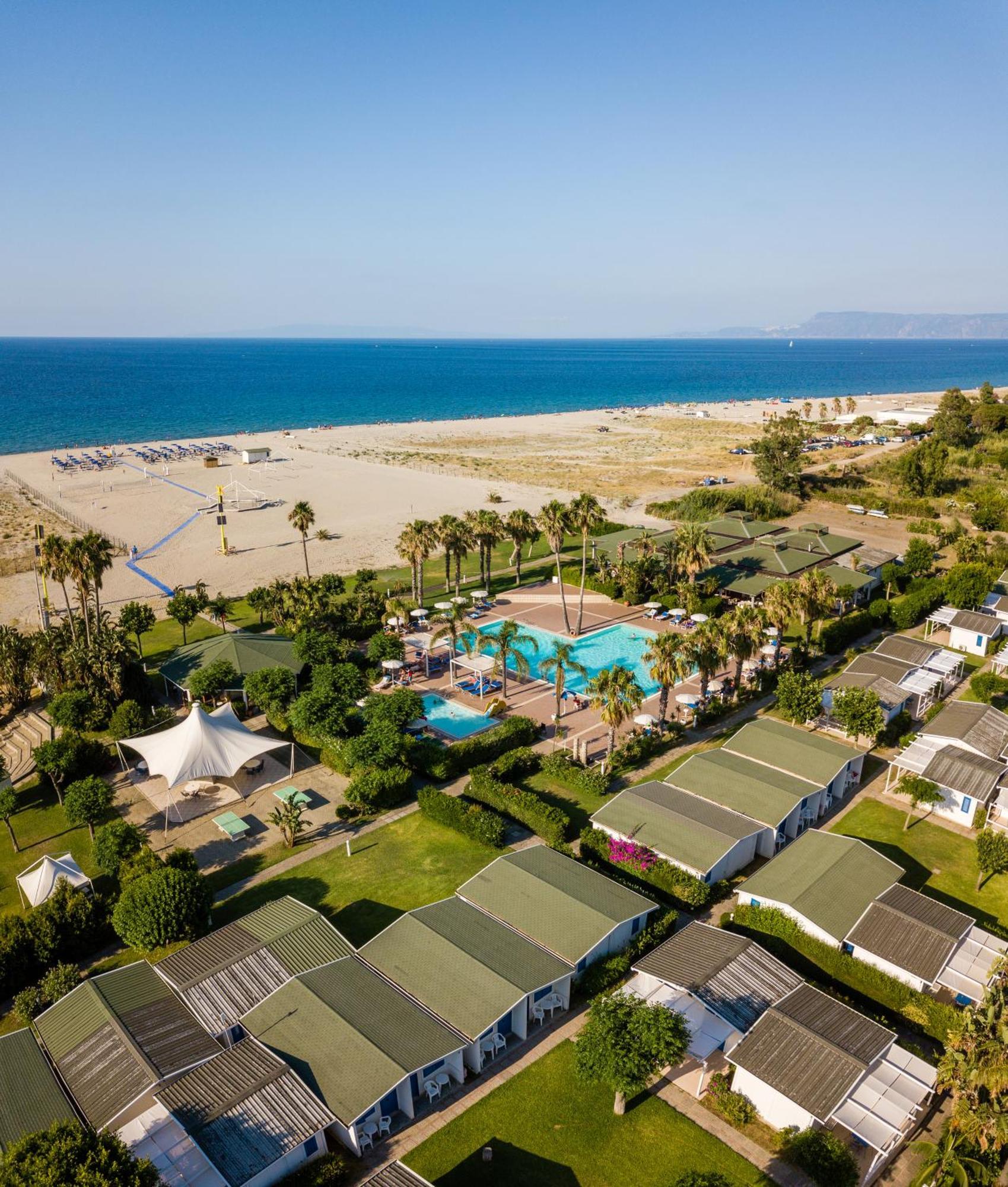 Le Dune Beach Club Messina Eksteriør bilde
